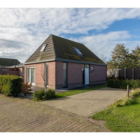 Family House On A Small Park With A Large Playing Field Serooskerke  Exterior foto